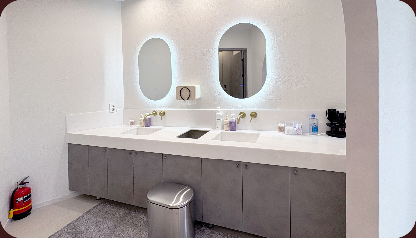 CORAL Plastic Surgery Interior 9