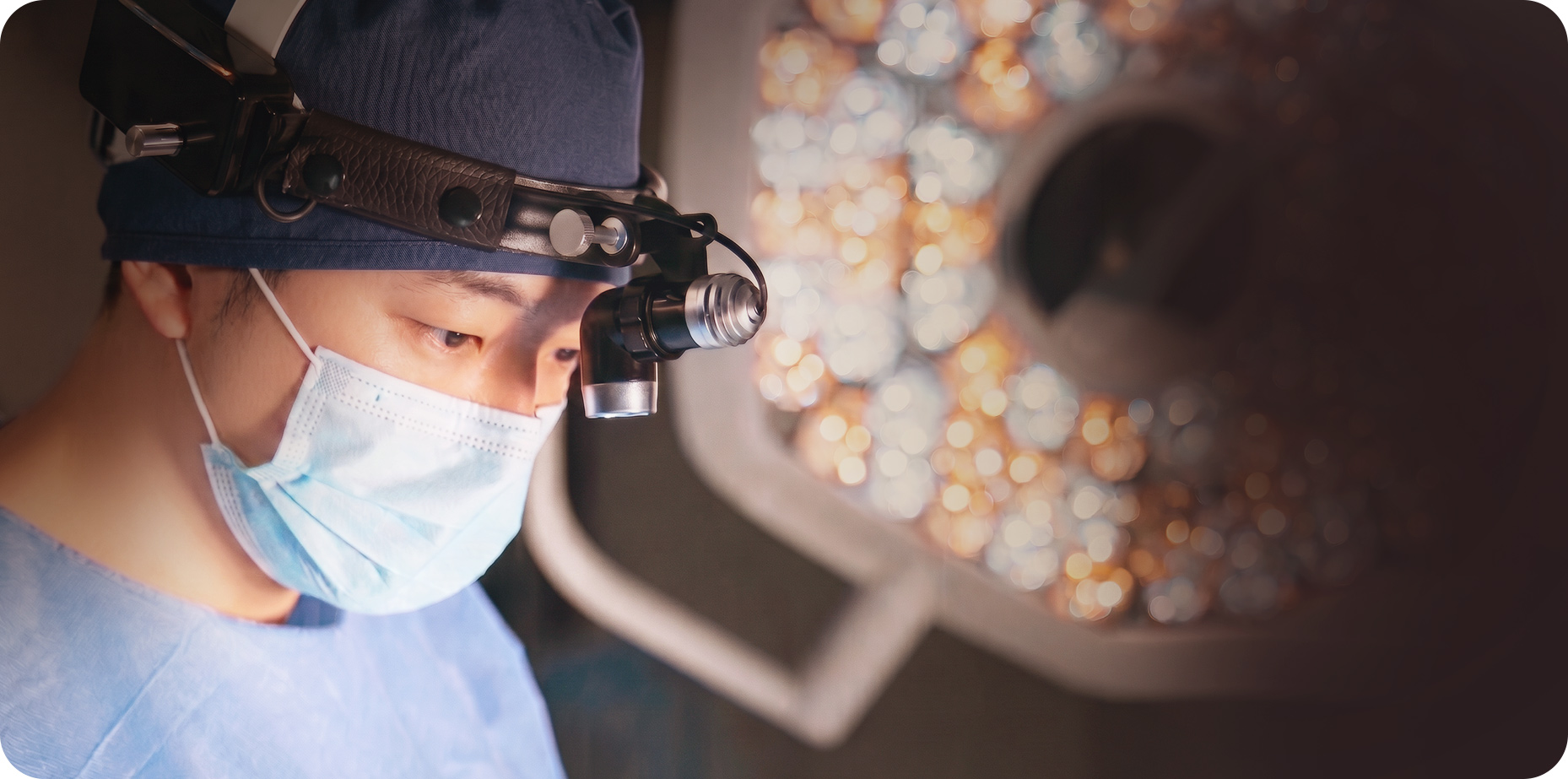 Dr. Yohan Kim at CORAL Plastic Surgery